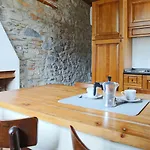 Apartment Historic Borgo Campidoglio 5 Lenno