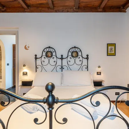Historic Borgo Campidoglio 5 * لينّو