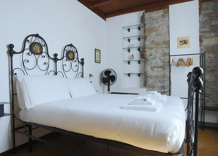 Italianway - Piazza Campidoglio 5 لينّو